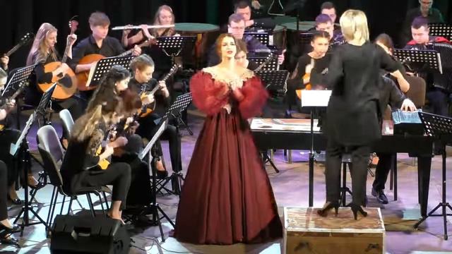 Дж.Каччини - "Аве, Мария" G. Caccini - Ave Maria смотреть онлайн