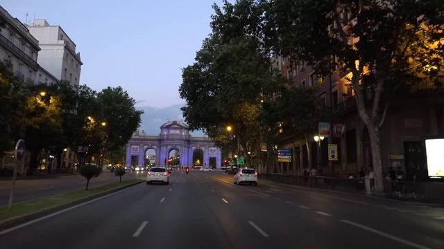 Madrid 4K - Driving Downtown - Spain смотреть онлайн