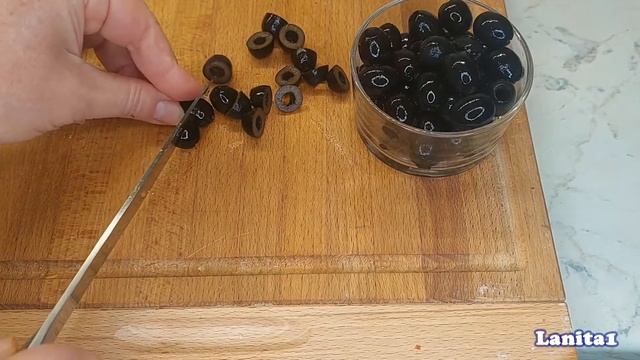 Теплый салат с тыквой, сладким перцем, маслинами...Низкокалорийный, полезный, вкусный. Легкий ужин смотреть онлайн