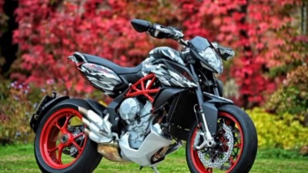 я нож воткнул и провернул чтоб ты почевствовал вину