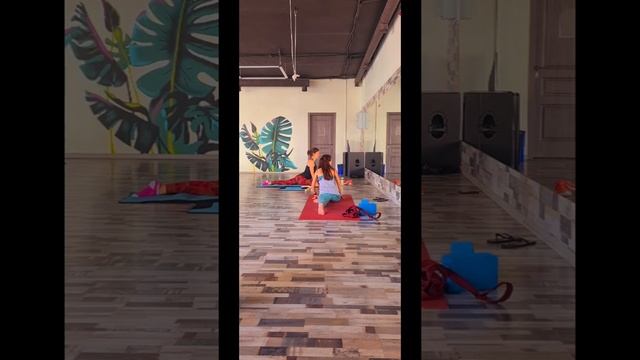 Stretching Groins, front thighs, chest Пахи, передние бёдра, грудная клетка для освоения позы голуб смотреть онлайн