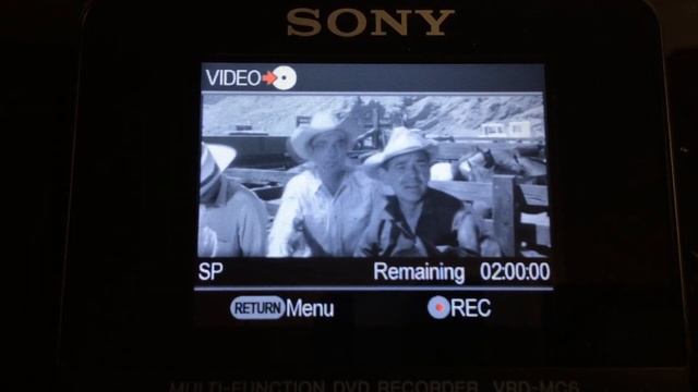 Sony VRD-MC6 DVD Recorder comparison with CD Player Philips CD 10MKII, Sony CD-5A First Discman 198 смотреть онлайн