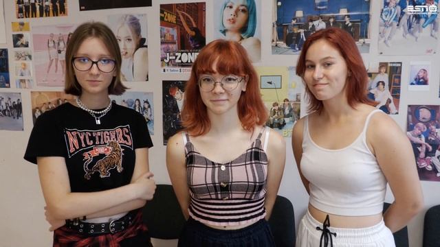 К-pop группа "ClaSSick" приглашает на занятия смотреть онлайн