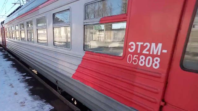 Электропоезд эт2м-8034 Сообщением Ладожский Вокзал Волховстрой Прибывает на станции Мга смотреть онлайн