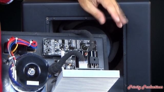RCF Ayra 10 Subwoofer in depth review inside and out - RCF Authorized Dealer смотреть онлайн