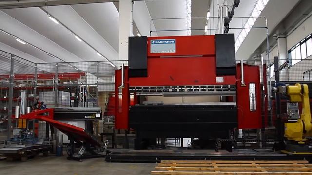 TECNOEKA BENDER (Eka Oven) смотреть онлайн