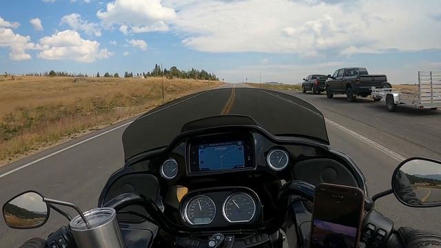 #68 2021 Road Glide Special - Milwaukee 8 vs Twin Cam - Beartooth Pass смотреть онлайн