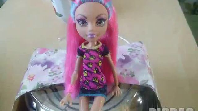 Всех с 8 марта #picpac #monsterhigh смотреть онлайн