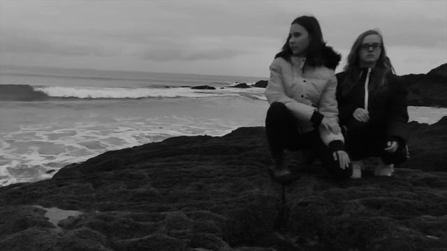 "И все о той Весне", (cover by Ksenija Semjonova and Ariana Rubika), "Кино идет, воюет взвод...." смотреть онлайн