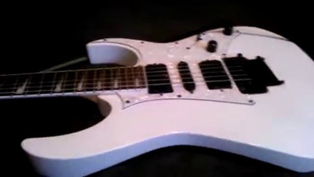 Ibañez Rg 350 DXZ WH Ajuste de Floyd Rose Zero Point trastea 6 ta y 5 ta cuerda en el primer traste смотреть онлайн