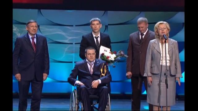 Золотой пояс - 2012: Виталий Колодяжный - лауреат в номинации "За волю к победе" смотреть онлайн