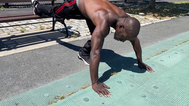 How To Increase Your Push Ups | That's Good Money смотреть онлайн