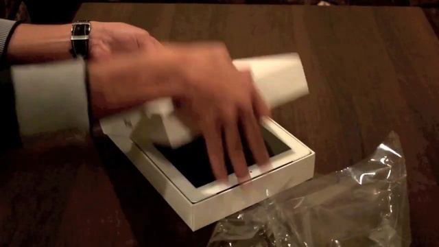 iPad 2 Unboxing فك علبة الآيباد 2 смотреть онлайн