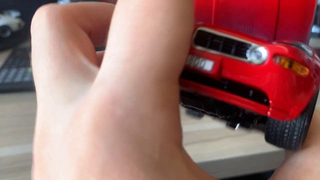 Обзор модели BMW Z8 от Bburago в 1:24 смотреть онлайн