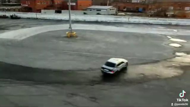 Продолжаю ломать бмв е36.... Пока не сломалась смотреть онлайн