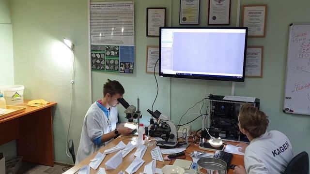 Слушаем tech house, распаковываем USB-камеру, настраиваем и фотографируем, тусим в лабе в 60 FPS смотреть онлайн