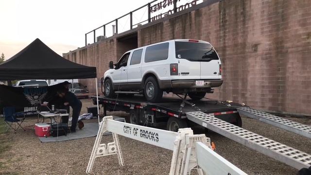 Ford Excursion 6.7 Cummins смотреть онлайн