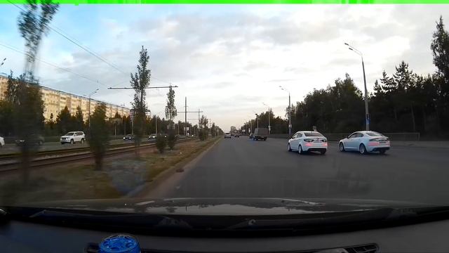 Парень "проветривает" свою девушку смотреть онлайн