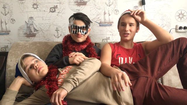 Новогоднее Поздравление смотреть онлайн