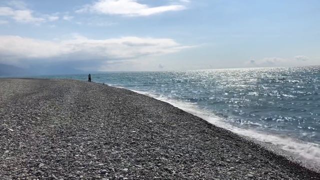 Хотите прогуляться у моря и послушать шум моря❓ смотреть онлайн