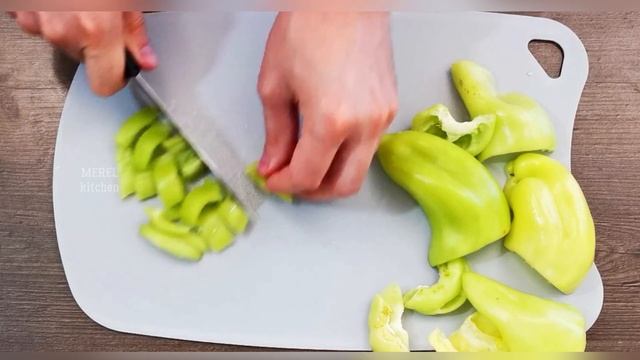 ХИТ СЕЗОНА! Потрясающий рецепт из сезонных овощей! Овощи по-молдавски Манджа! смотреть онлайн