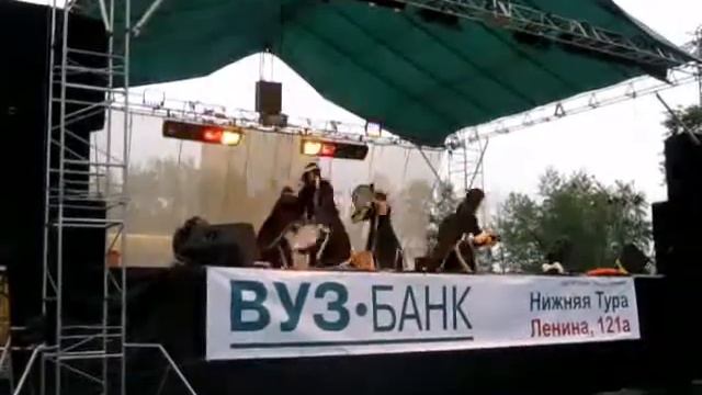 День города Нижняя Тура 30.07.11-0.avi смотреть онлайн