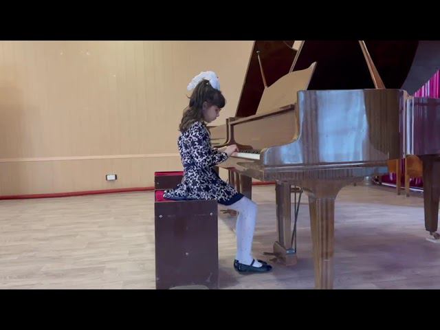 Песня Кота Леопольда - Неприятность эту мы переживём, музыка Б. Савельева исполняет Качаева Лиза смотреть онлайн