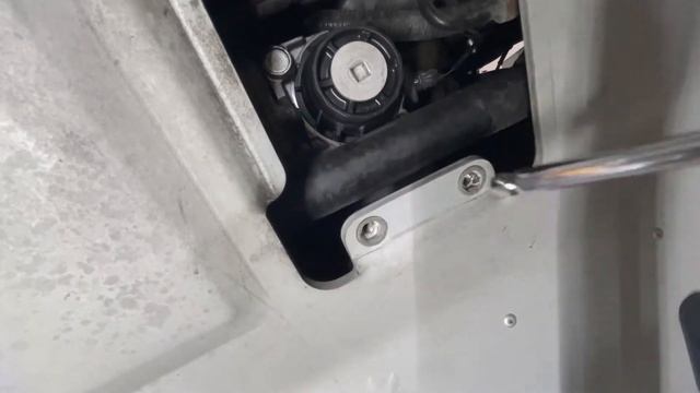 Toyota Tundra TRD PRO oil Change using MotivX Tool Kit смотреть онлайн