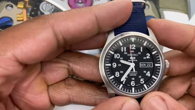 The Best Field Watch On The Front Lines? смотреть онлайн