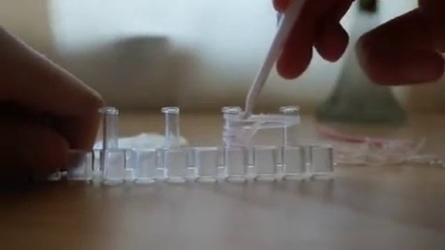 Плетение Простого Браслета Из Резинок БЕЗ СТАНКА! смотреть онлайн