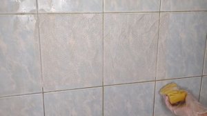 Как ОЧИСТИТЬ ПЛИТКУ/кафель в ванной. Попробуйте, это средство ОТМЫВАЕТ ВСЁ