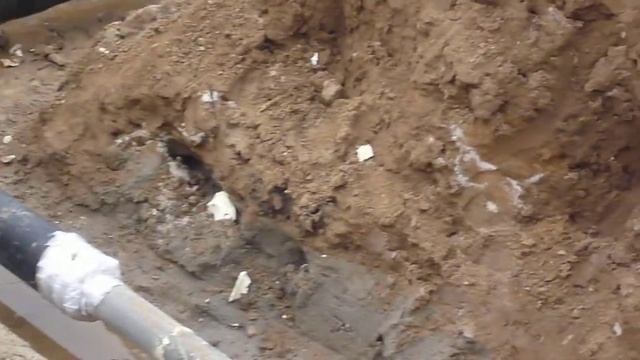 ЯСЕНЕВО.. Тарусская вл 22... Вот так была проложена теплосеть к новому дому..18,02,2014 смотреть онлайн