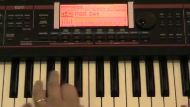 Roland Juno-G - Performances 33-48 смотреть онлайн