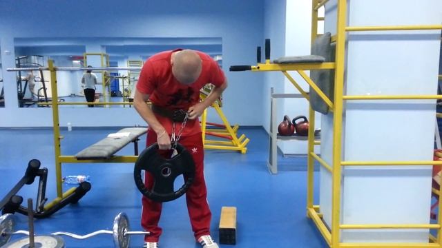 Стас отжимания на брусьях с весом смотреть онлайн