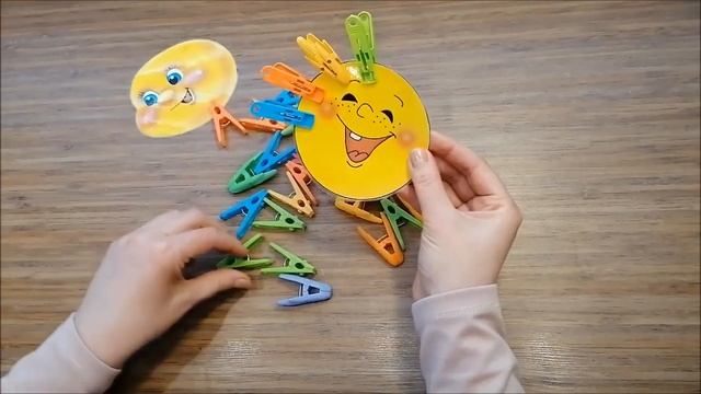Тренируем пальчики, развиваем речь. Учитель- логопед Митрофанова О. А. смотреть онлайн