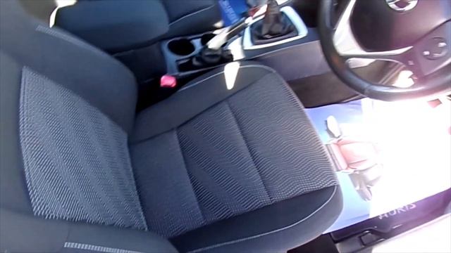 Toyota Auris 1.3 VVT-i 5 Door Icon смотреть онлайн
