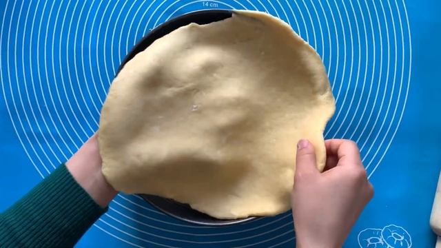 Пирог с вареной сгущёнкой.Қазақша рецепт.Песочный пирог.Тез жасалатын пирог. смотреть онлайн