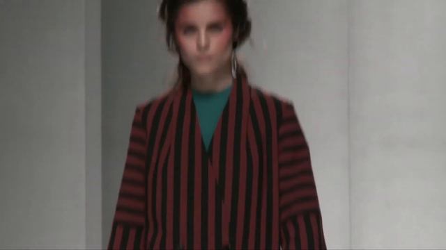 Imauve FW18/19 at Lisbon Fashion Week смотреть онлайн