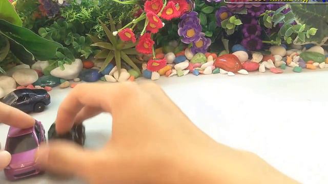 Tomica Toy Car | Lotus Exige R-Gt | BMW Z4 | Mitsubishi Mirage | Toy Car Collection смотреть онлайн