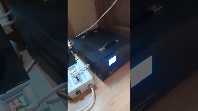 Мой новый электромеханический стабилизатор Ресанта АСН-8000/1-ЭМ смотреть онлайн