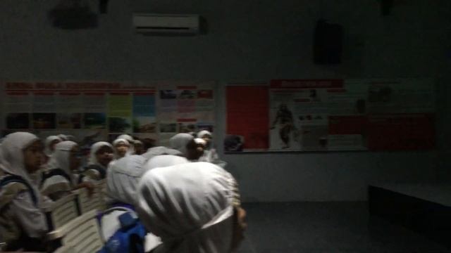 OUTING CLASS SDM BODON KELAS 3 DAN 4 TH 2019 ( MUSEUM HISTORY OF JAVA & MUSEUM PERJUANGAN ) смотреть онлайн