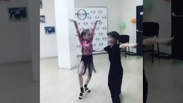 Джайв. Спортивные бальные танцы. Дети 1 смотреть онлайн