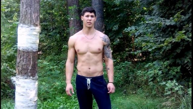 Делаем плечи. Качаем трицепс девочки. смотреть онлайн