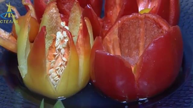 Осенняя рапсодия. Плоды урожая. Поделки из перца участников землячества "Север" смотреть онлайн