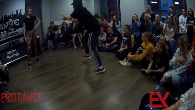 BOMBOCLAAT PARTY / DANCEHALL BEGINNERS / 1/4 / SVETLANA VS KARINA VS GEFRUA смотреть онлайн