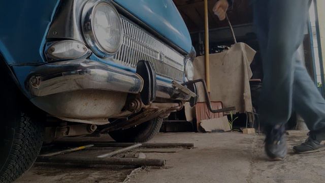 Москвич 412 или как я пытался завести машину/Moskvich 412 or how I tried to start the car смотреть онлайн