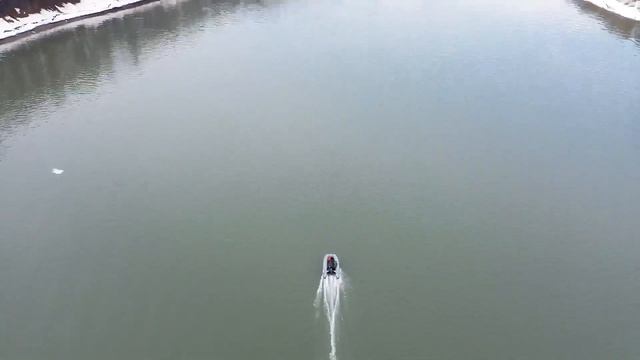 Испытания Лодка Dragon 330 - идеальный выбор для любителей рыбалки и отдыха на воде смотреть онлайн