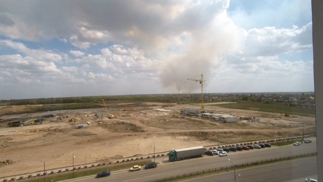 Под Брестом горит трава на полигоне смотреть онлайн