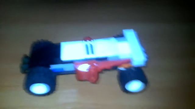 Как сделать спортивную машину и подставку для телефона из лего часть 2 смотреть онлайн