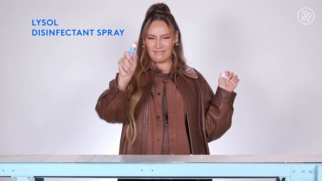 What's in Beauty Influencer Desi Perkins' Bag? | Spill It | Refinery29 смотреть онлайн